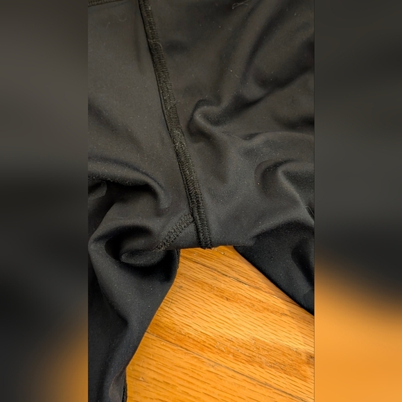 Noli Dynamic Black and Gray Leggings - Picture 5 of 5